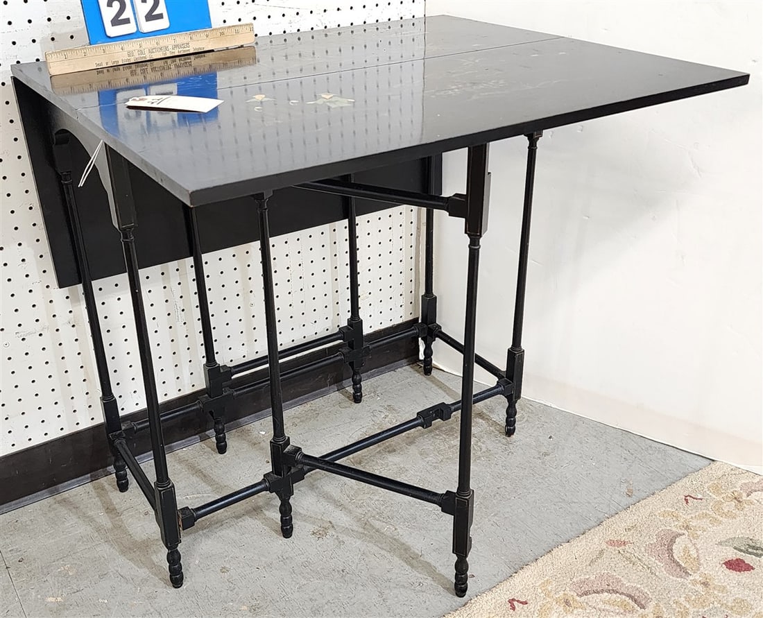 Chinoiserie Gate Leg Drop Leaf Table 28" H X 28" W X 36" Diam. (1 of 8)