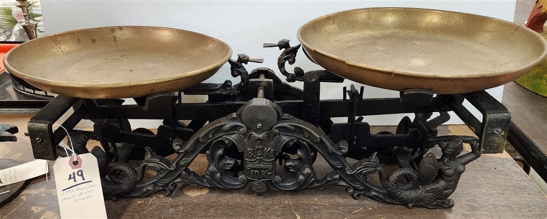 C1910 Russian Cast Iron Scale BAK 8" H X 22 3/4" W X 39" Sq.: C1910 Russian Cast Iron Scale BAK 8" H X 22 3/4" W X 39" Sq.