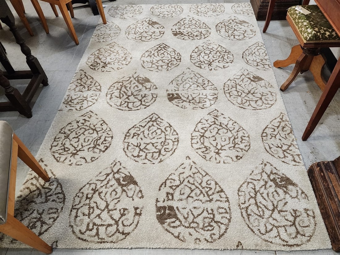 Machine Made Wool Rug 5' X 8'2" (1 of 5)