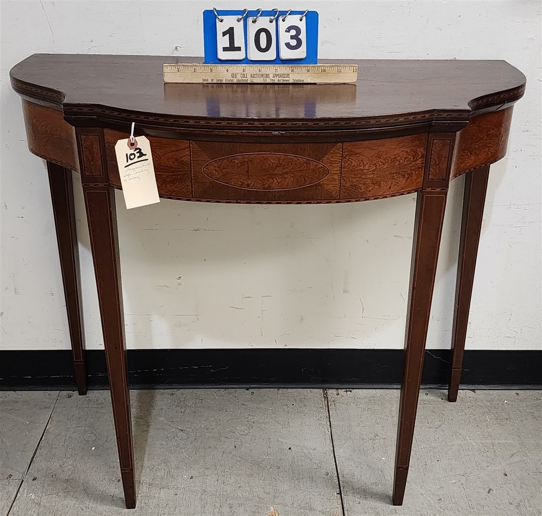Hepplewhite Style Mahogany Game Table w/Inlay 29 1/2" H X 34" W X 17 1/2" D: Hepplewhite Style Mahogany Game Table w/Inlay 29 1/2" H X 34" W X 17 1/2" D