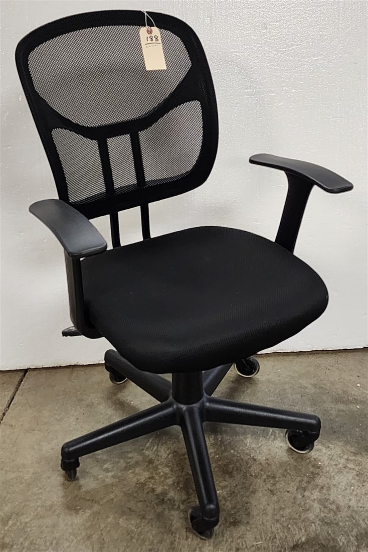 Adjustable Swivel Desk Chair - 2