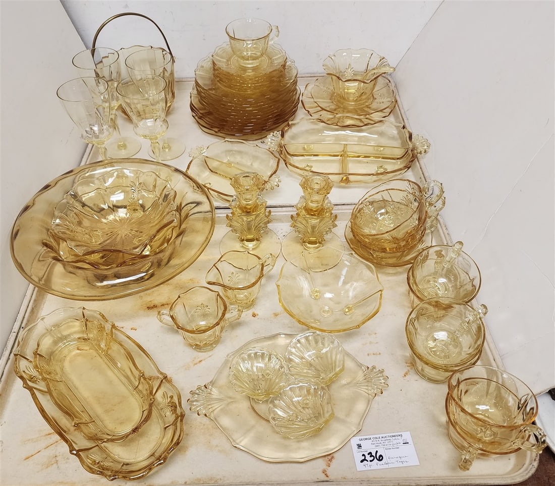 47 Pc. Fostoria Topaz Baroque Dinner Service: 47 Pc. Fostoria Topaz Baroque Dinner Service
