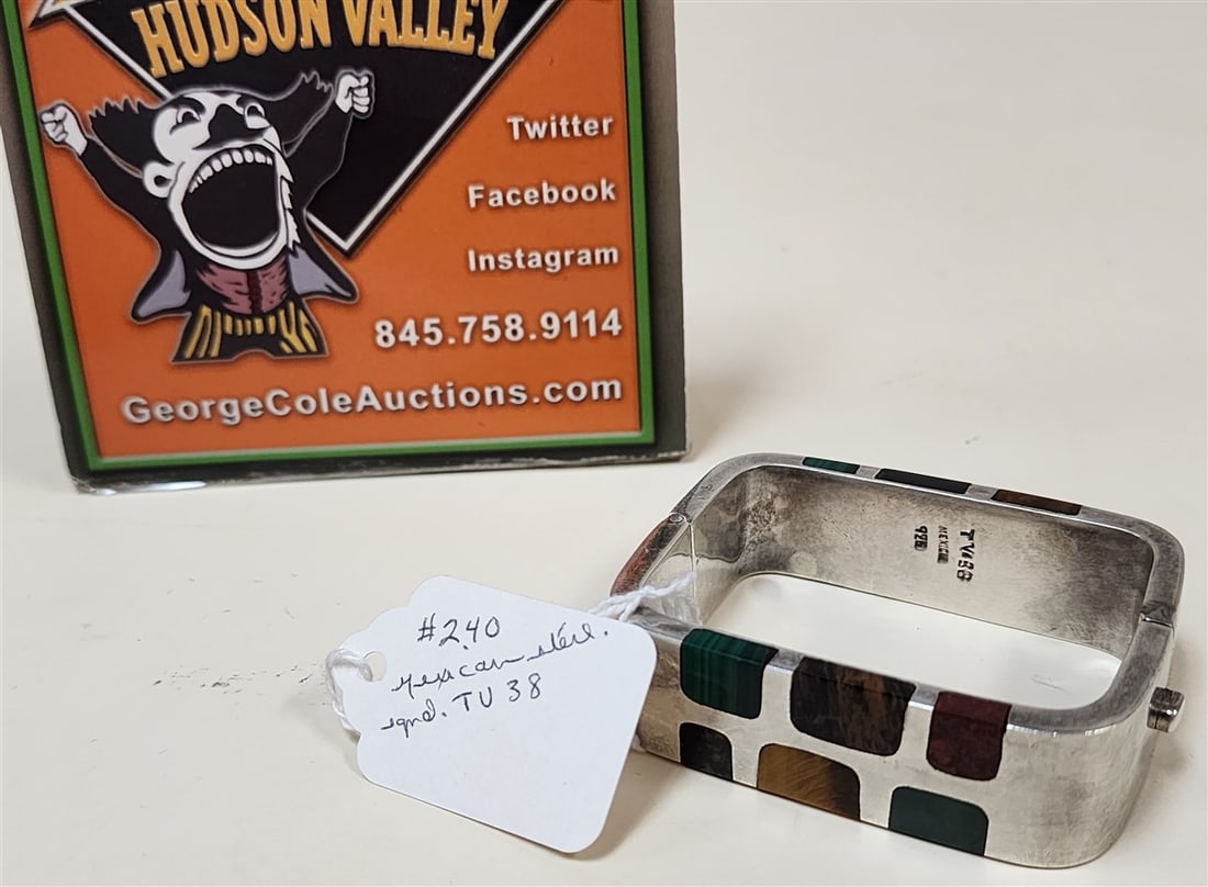 Mexican Sterling Bracelet w/Inlaid Stone Sgnd T.V. 38, 1 3/4" H X 2 1/2" X 2": Mexican Sterling Bracelet w/Inlaid Stone Sgnd T.V. 38, 1 3/4" H X 2 1/2" X 2"