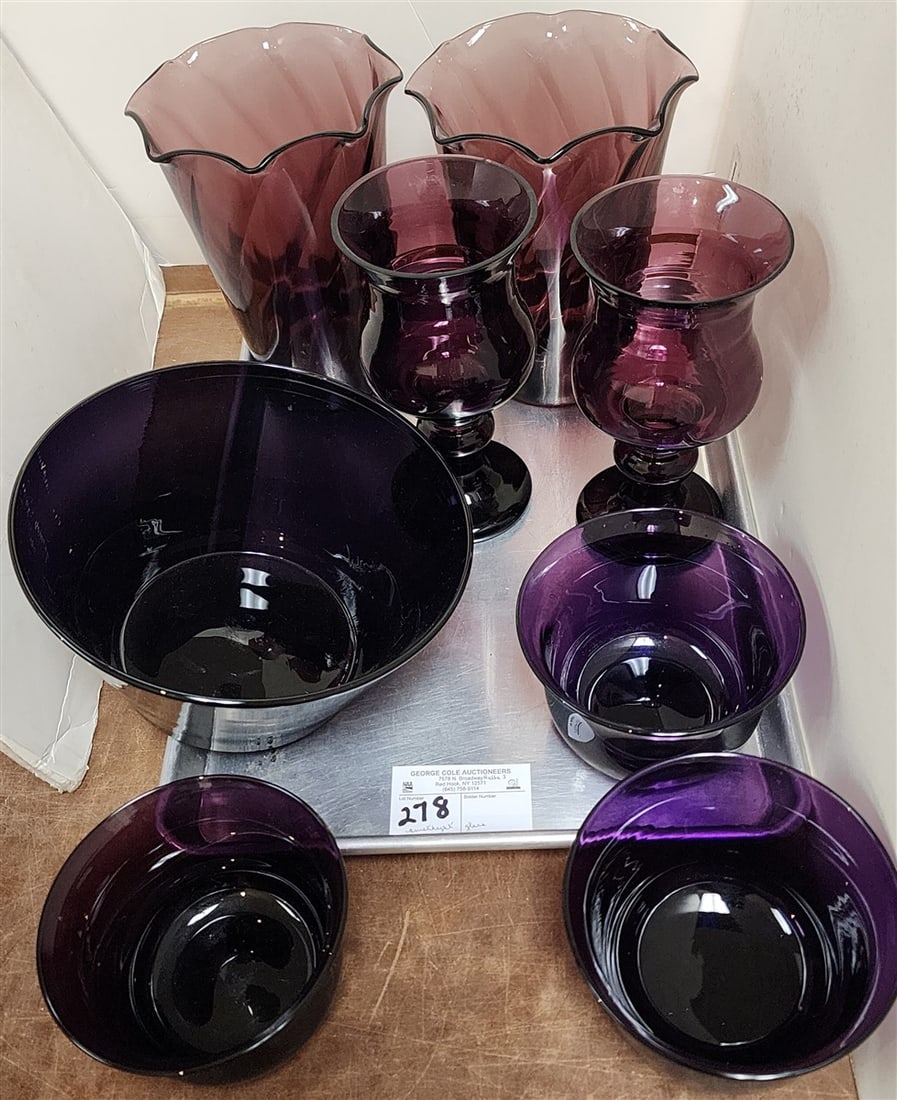 Tray 8 Amethyst Bowls & Vases (1 of 2)