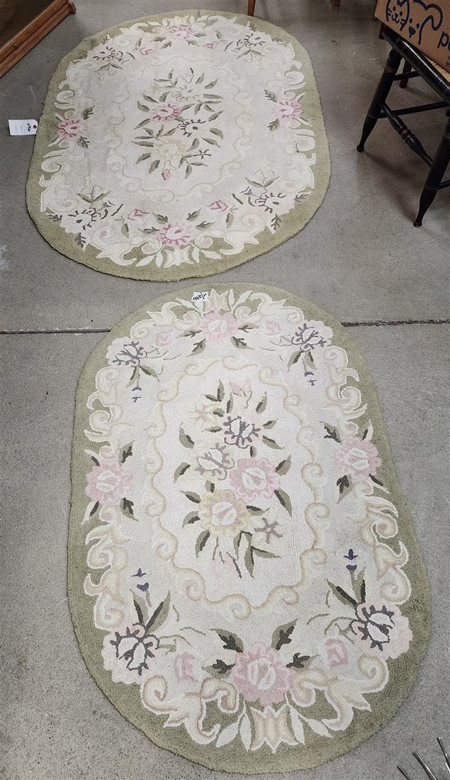 2 Hooked Rugs 3'8" X 5'6" + 2'8 1/2" X 4'3" (1 of 3)