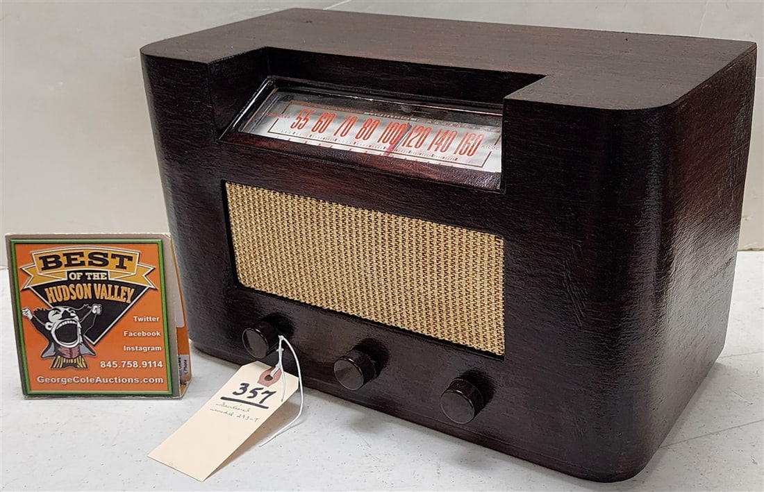 40's Sentinel Radio Model # 293-T: 40's Sentinel Radio Model # 293-T