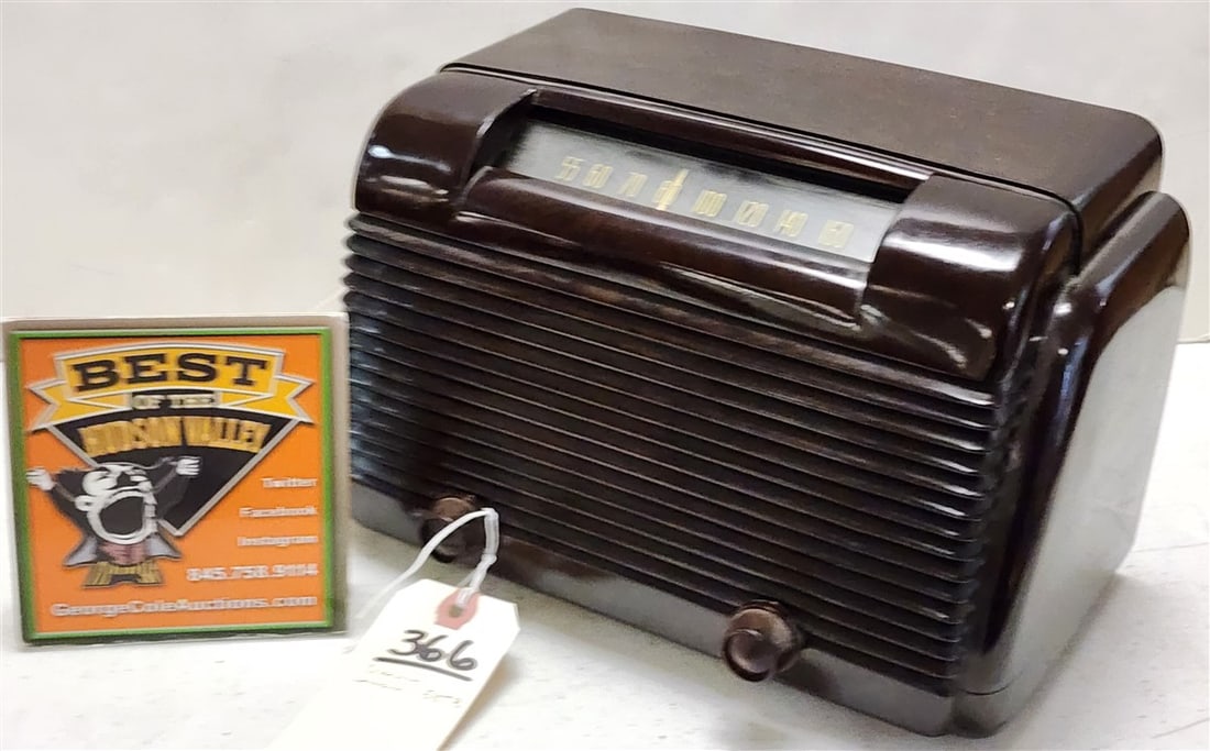 40's Crosley Radio Model 58TB (1 of 4)