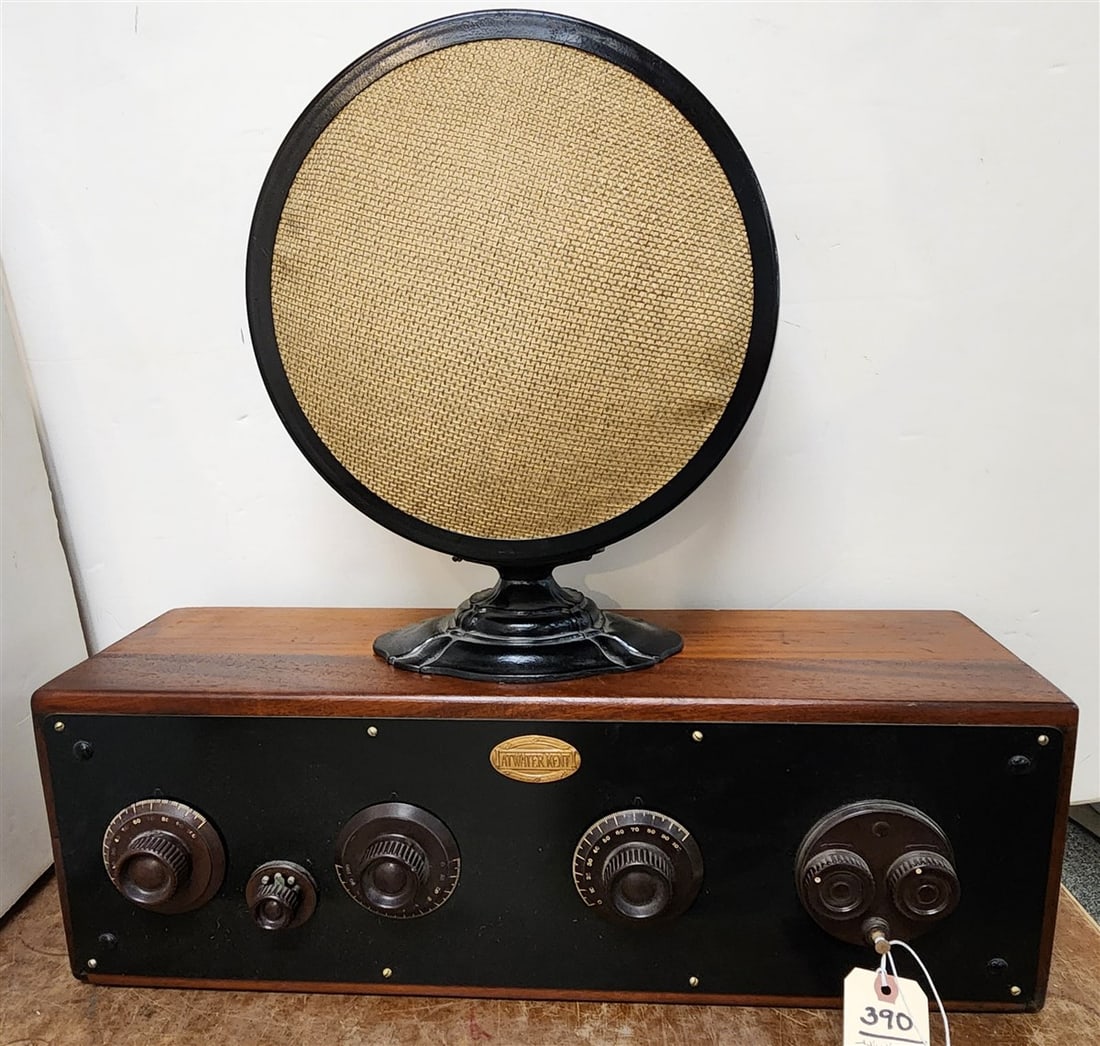 1920's Atwater Kent Model 20 w/RCA Radiola Model 100 Loud Speakers (1 of 9)