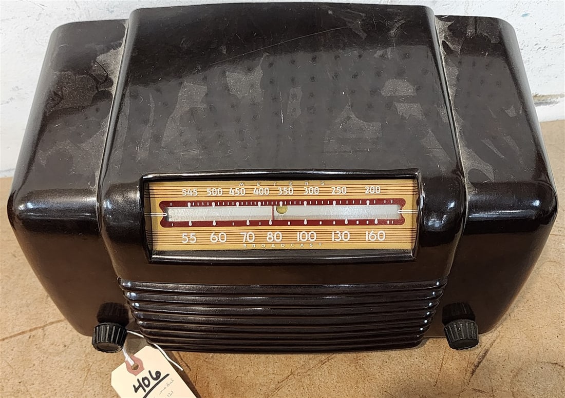 1940's Philco Radio Model 48-141-121: 1940's Philco Radio Model 48-141-121