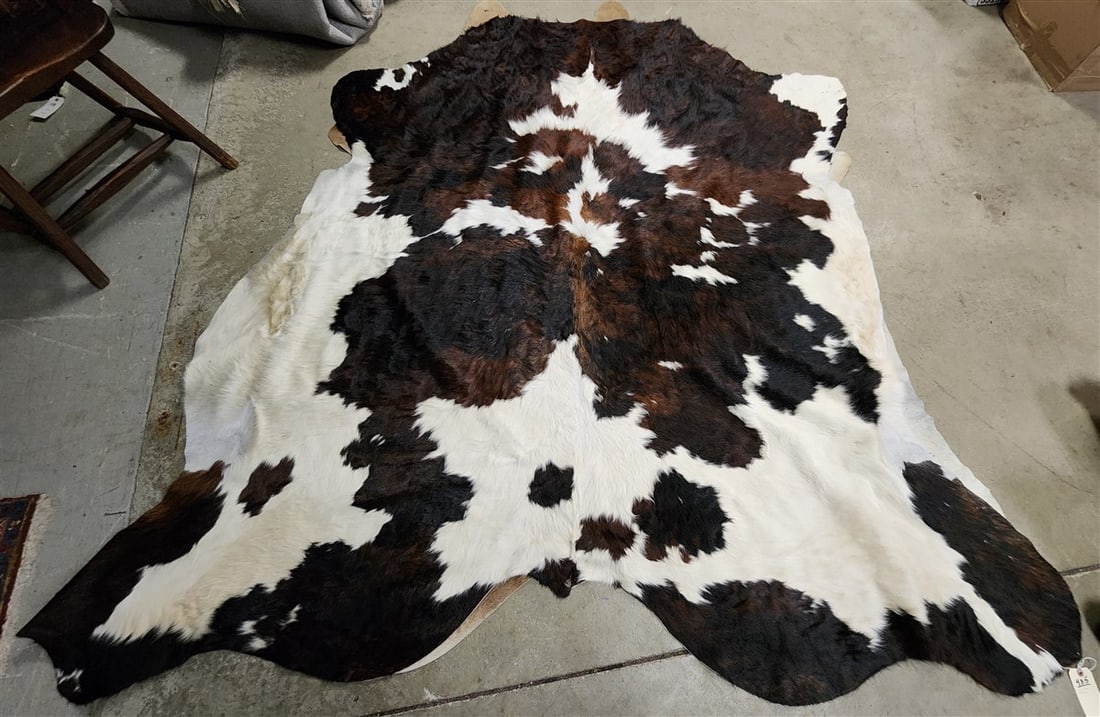 Rodeo Cowhide 6'7" X 7'8": Rodeo Cowhide 6'7" X 7'8"
