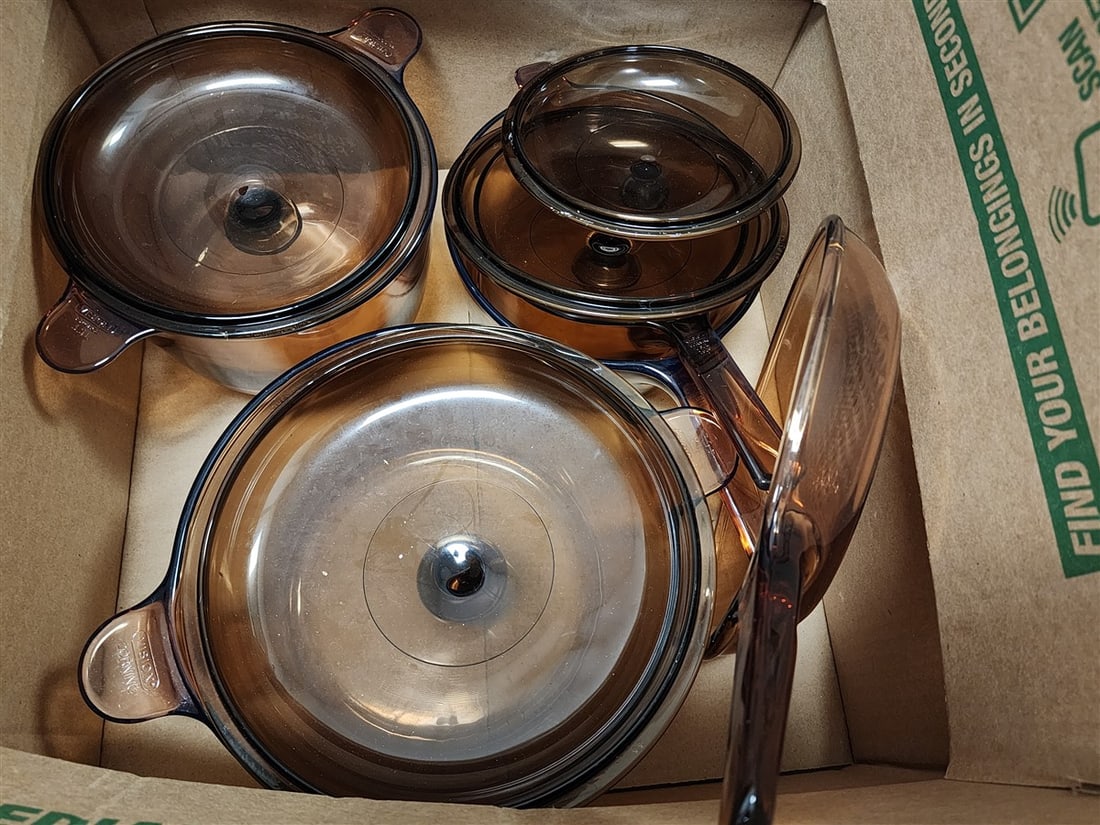 Bx 5 Pc. Vision Corning France Glass Cookware w/Lids (1 of 2)