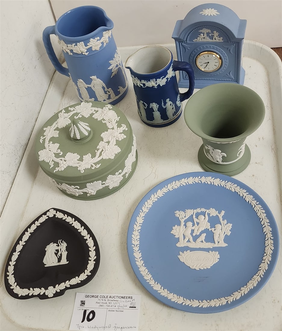 Tray 7 Pcs. Wedgewood Jasperware (1 of 6)