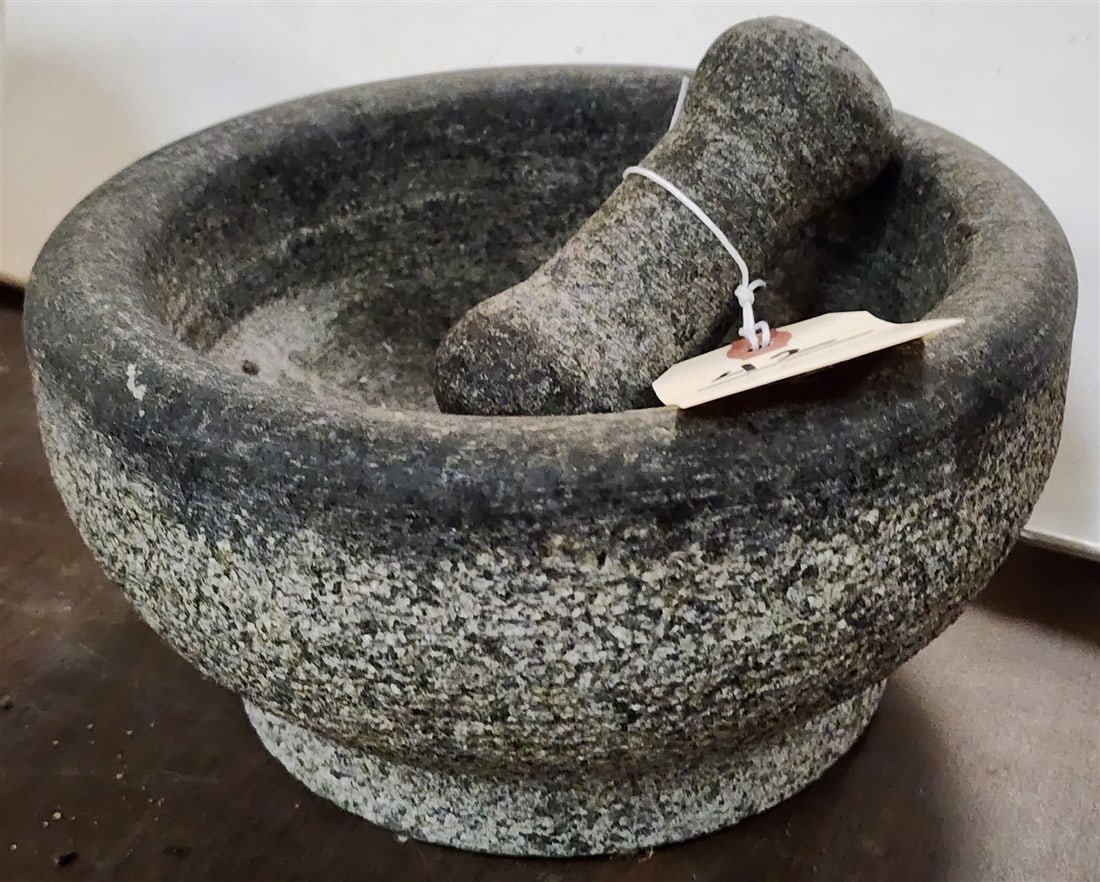 Granite Mortar & Pestle 4 1/2" H X 9" Diam. (1 of 2)