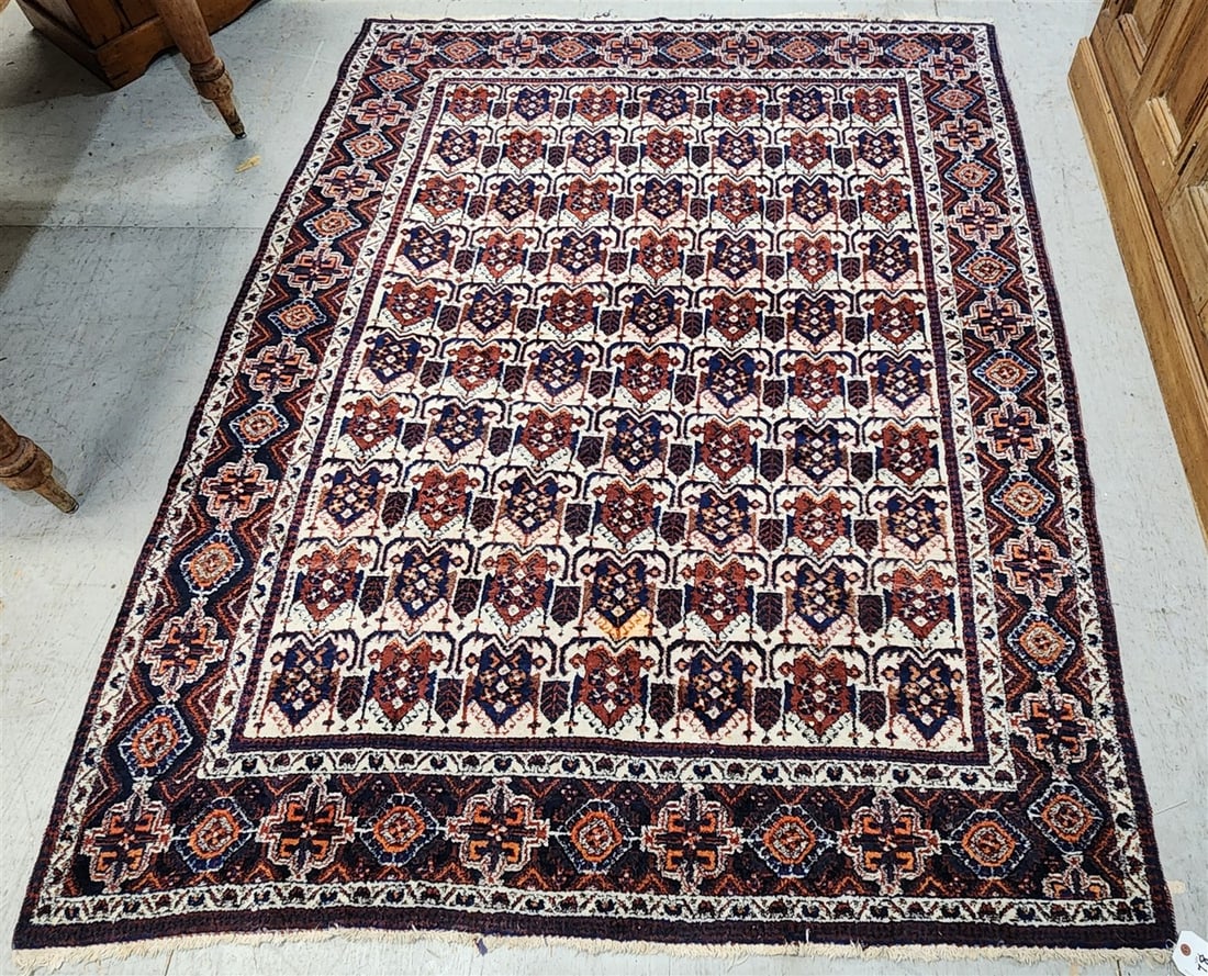 Shiraz Rug 5'4" X 6'6": Shiraz Rug 5'4" X 6'6"