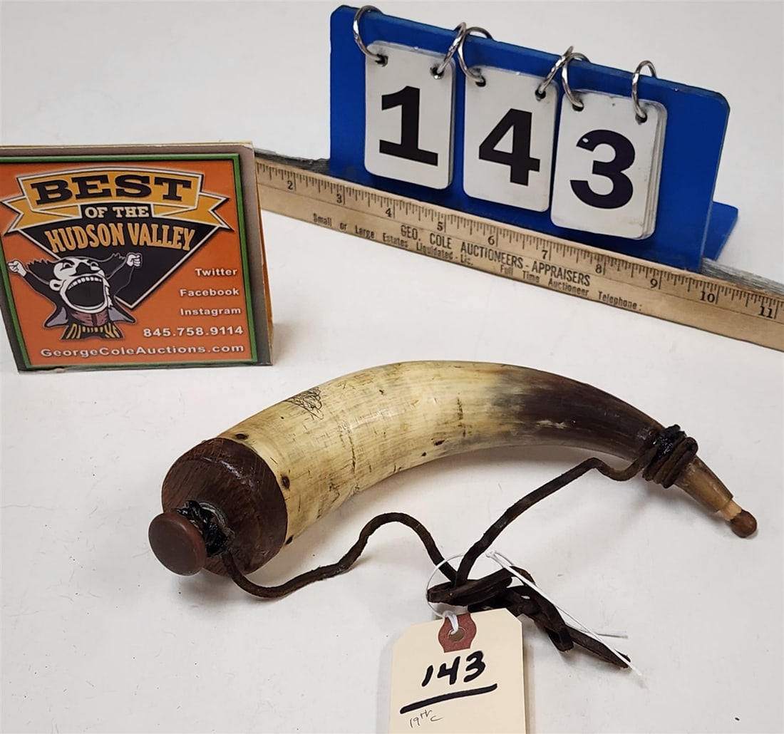 Scrimshaw Cow Horn Powder Flask w/Eagle 'In God We Trust' (1 of 2)