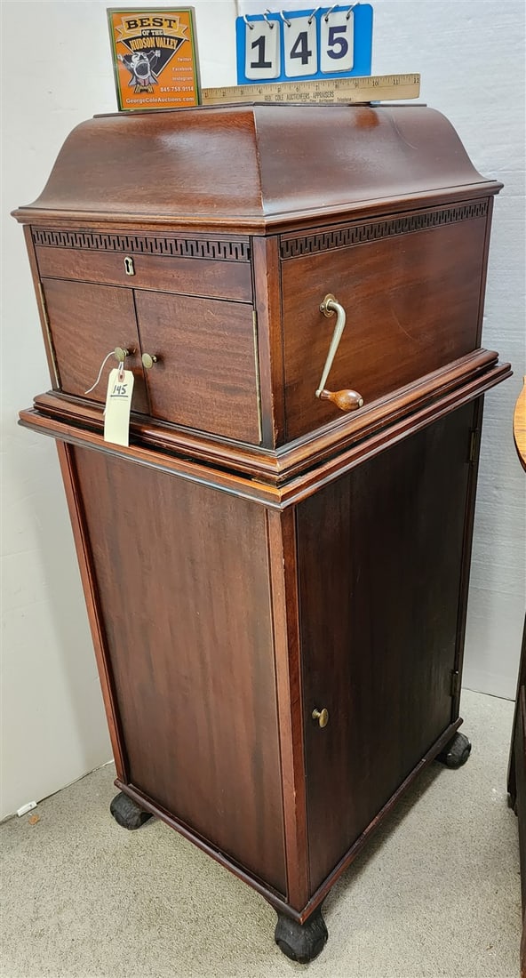 Victor Victrola On Mahogany Stand 49" H X 20" W X 24" D (1 of 8)