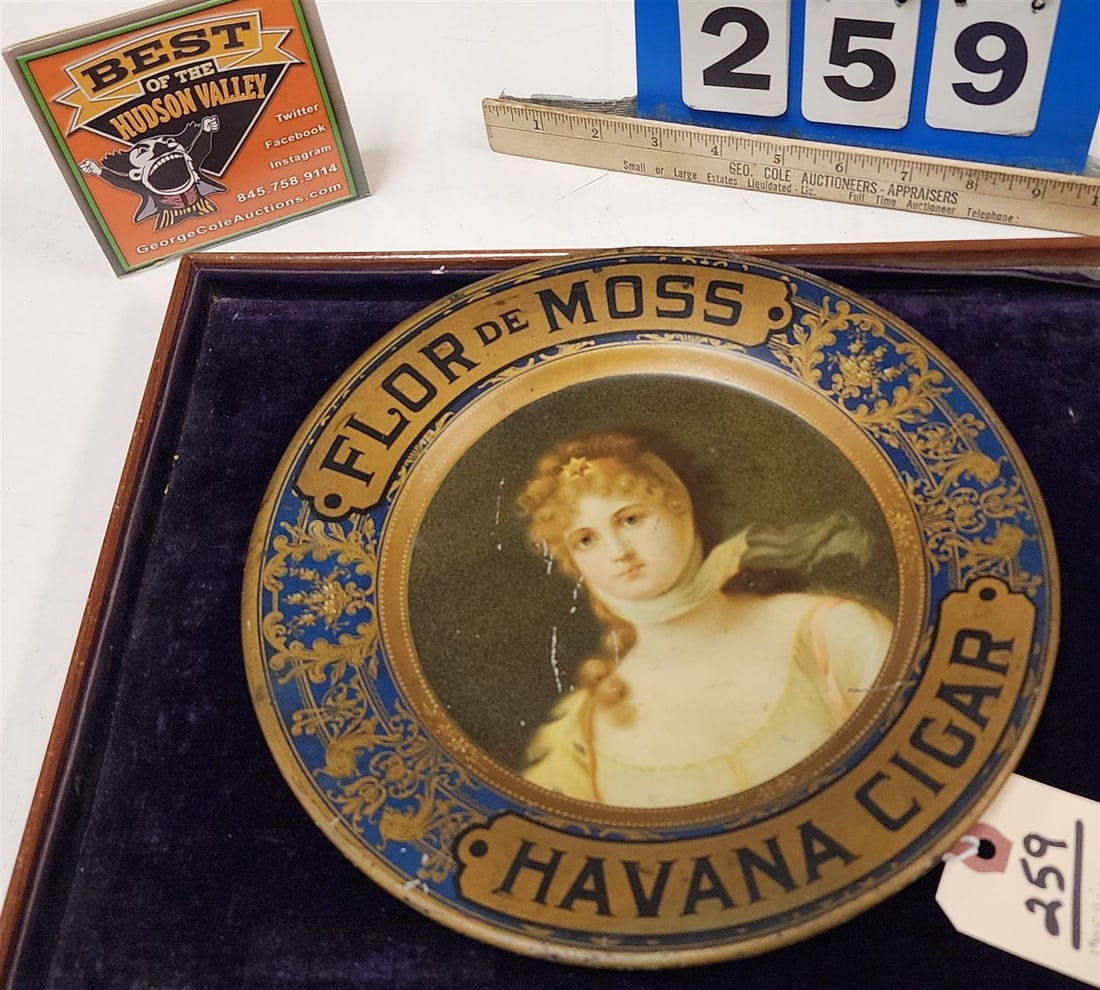 Vintage Flor De Moss Havana Cigar Metal Advertising Dish By Vienna Art Plates 1905, 10" Diam. (1 of 4)
