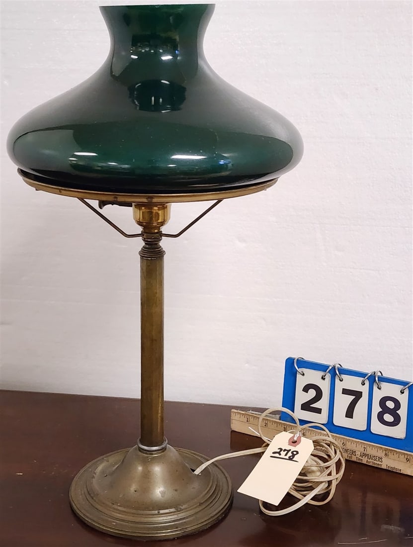 Vintage Brass Table Lamp w/Green Case Glass Shade 21" H X 11 1/2" Diam.: Vintage Brass Table Lamp w/Green Case Glass Shade 21" H X 11 1/2" Diam.