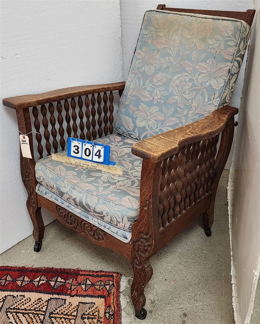 Oak Morris Chair 38" H X 29" W X 19" D (1 of 2)