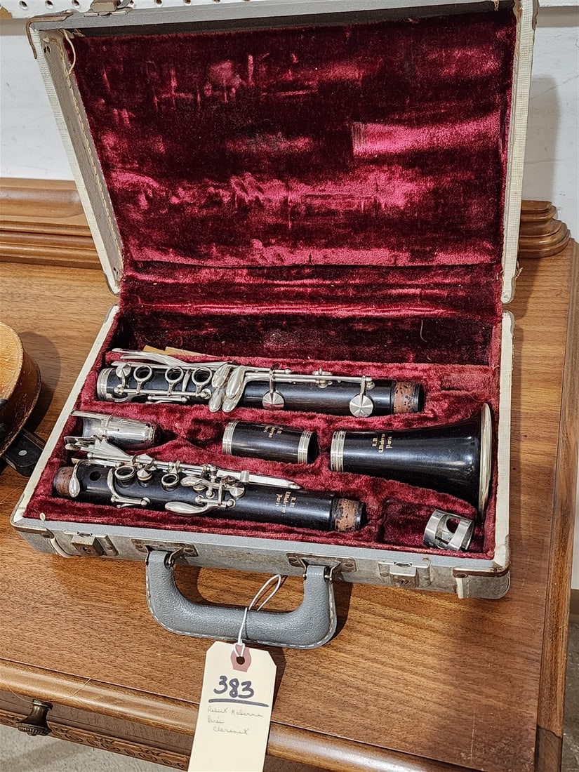 Robert Malerne Paris Clarinet (1 of 3)