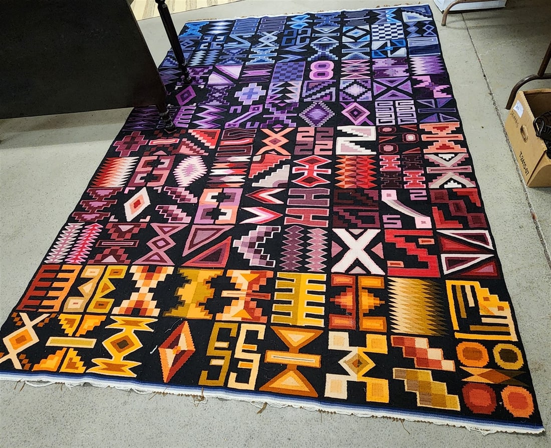 Peruvian Flatweave Rug 5'8" X 8'5": Peruvian Flatweave Rug 5'8" X 8'5"