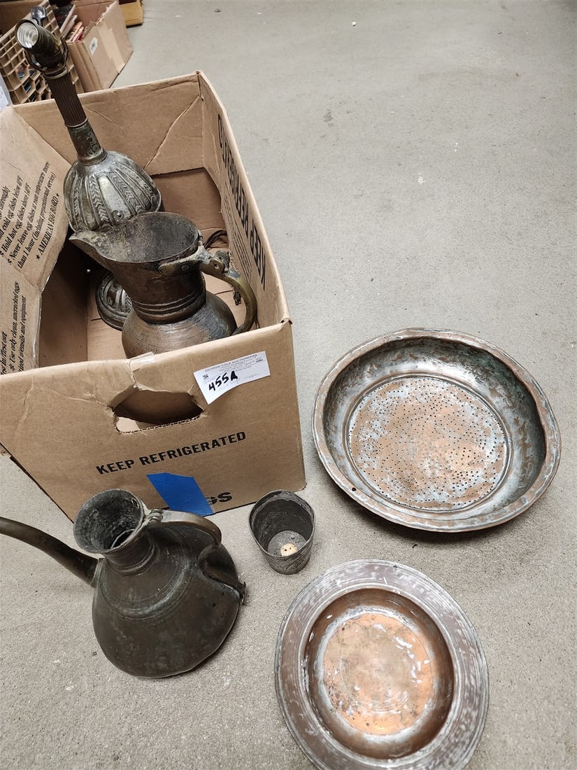 Box Mideast Copper Items - Pitvjer 12", Collinder 13" Diam., Bowl 9" Diam.: Box Mideast Copper Items - Pitvjer 12", Collinder 13" Diam., Bowl 9" Diam.