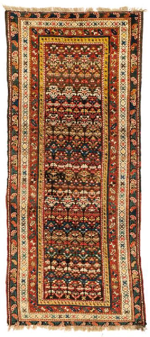 Nordwestpersische Galerie: um 1900, 224 x 99 cm, Aserbaidschan Beide Enden leicht reduziert, braune Partien teils nachgeknüft
