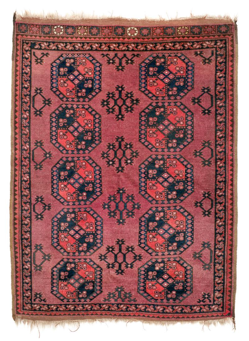 Ersari: Early 20th century, 150 x 115 cm, Centra Asia, North Afghanistan Slight signs of age and wear, original finishes all around, corners somewhat damaged.
