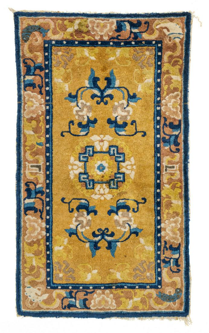 Ningxia: Late 19th century, 100 x 58 cm, West China Both ends minimally reduced, original selvedges, good overall condition.