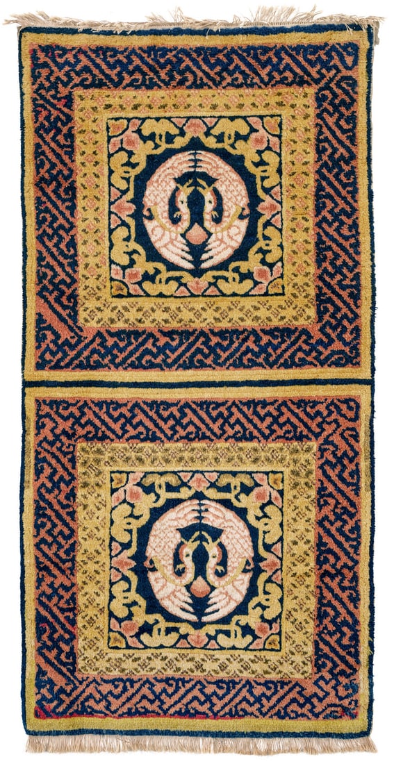 Ningxia Bench Runner (1 of 2)