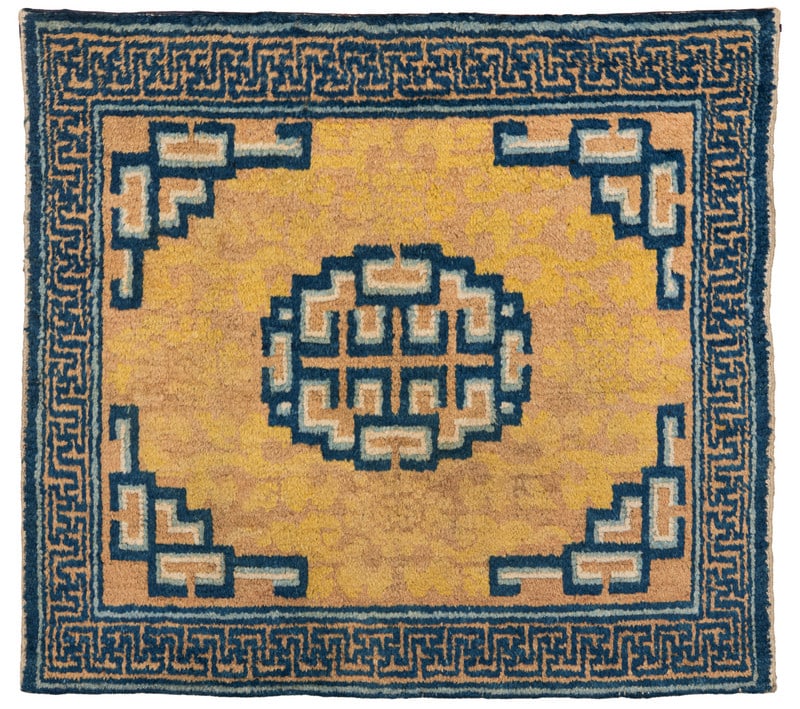 Ningxia Seat Mat: second quarter 18th century, 68 x 71 cm, West China This very beautiful Ningxia seat cover was woven during the reign of the Yongzheng Emperor (1723 - 1735). When comparing the seat mats consigned