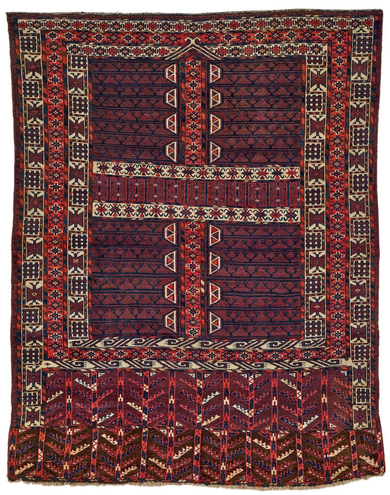P-Chodor Ensi: first half 19th century, 177 x 141 cm, Central Asia, West Turkestan This early door rug is probably a weaving by the Pseudo-Chodor tribal group of the Yomut. This is indicated not only by the format,