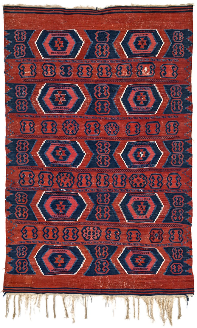 Yuncu Kilim: second half 19th century, 224 x 147 cm, North West Anatolia, Balikesir This Yuncu kilim from the Balikesir region used to belong to the Poppmeier Collection and was sold by us in our auction A 95. We