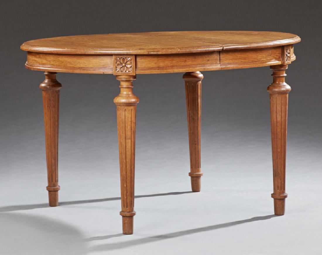 French Louis XVI Style Carved Oak Dining Table, 20th (1 of 1)