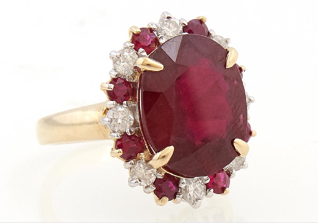 Lady's 14K Yellow Gold Dinner Ring, with an oval 8.68 (1 of 2)