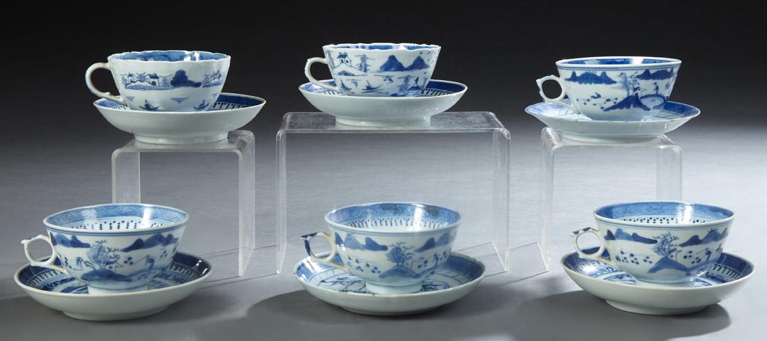 Twelve Pieces of Chinese Blue and White Porcelain, 20th (1 of 1)