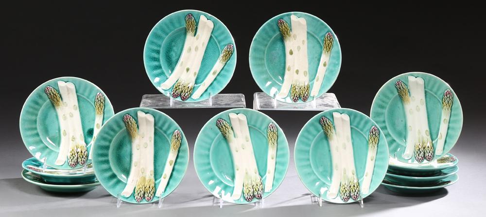 Set of Twelve French Majolica Asparagus Plates, early (1 of 2)