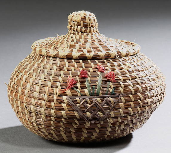 Coushatta Indian Covered Pine Straw Basket with applied Nov 05, 2020 Crescent City Auction