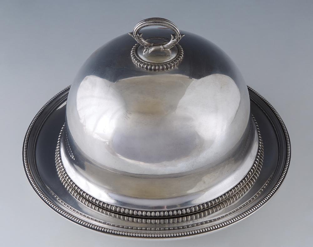 Christofle Silverplated Entree Dome and Tray, 19th c.,: Christofle Silverplated Entree Dome and Tray, 19th c., with beaded rims on both pieces, H.- 7 1/2 in., Dia.- 10 5/8 in.