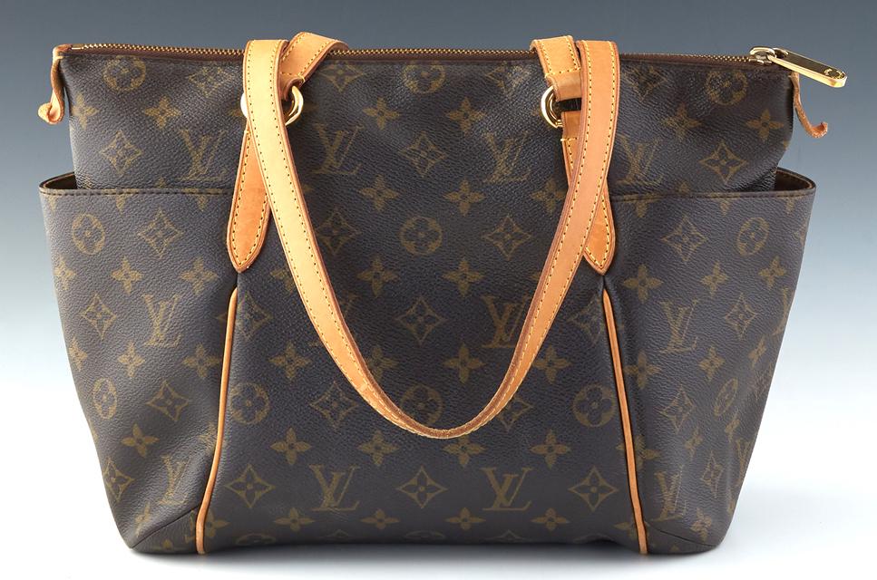 Louis Vuitton Totally PM Shoulder Bag, in brown (1 of 3)