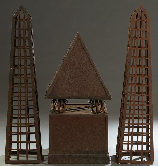 Three Pieces of Iron Garden Decoration, 20th/21st c., (1 of 1)
