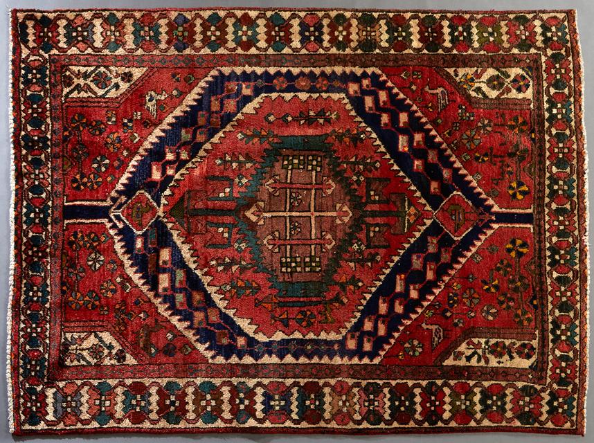 Semi-Antique Persian Bakhtiari Carpet, 4' 9 x 6' 2. (1 of 1)