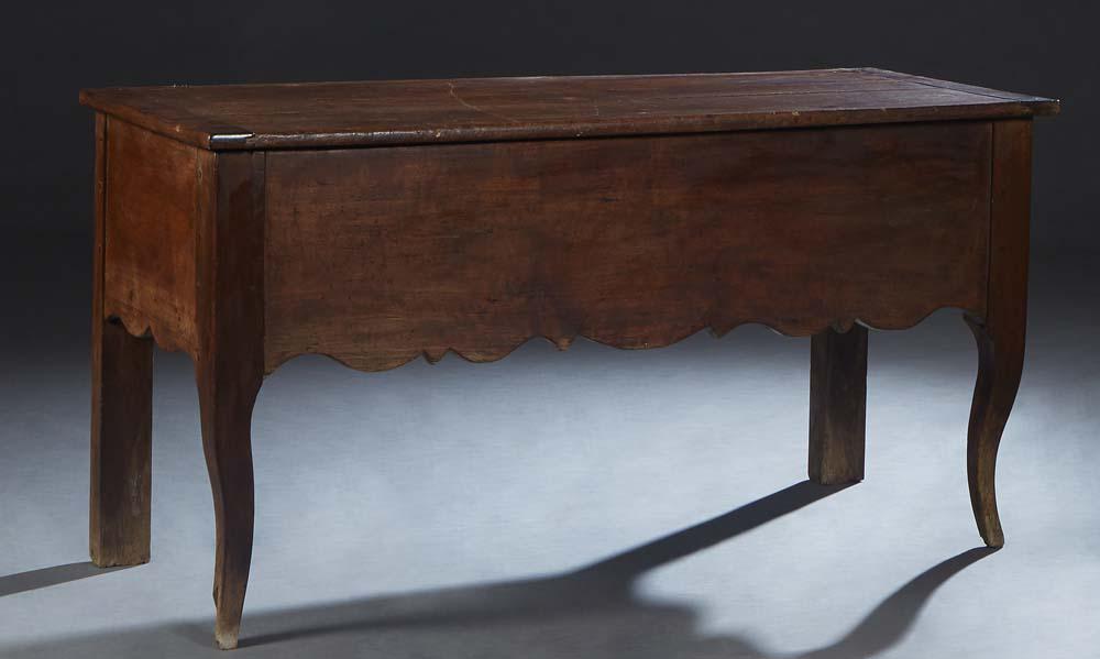 French Provincial Louis XV Style Carved Walnut Dough Box, 19th c., the lifting lid over scalloped (1 of 2)