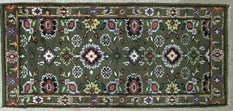 Indo-Sultanabad Carpet, 2' 7 x 6' 5.: Indo-Sultanabad Carpet, 2' 7 x 6' 5.
