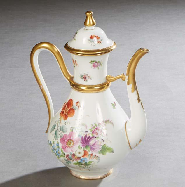 Royal Berlin Porcelain Teapot, 19th c., with gilt and hand painted floral decoration, marked on the (1 of 2)