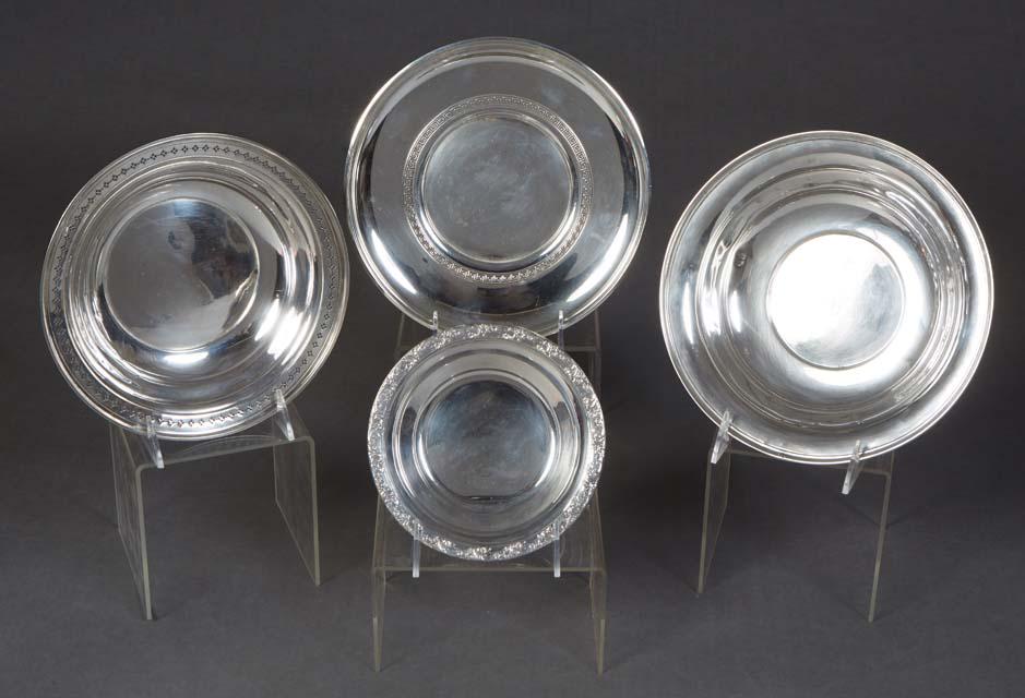 Four Pieces of Sterling Silver, 20th c., consisting of a bread bowl, #037, by Sterling Silver (1 of 5)