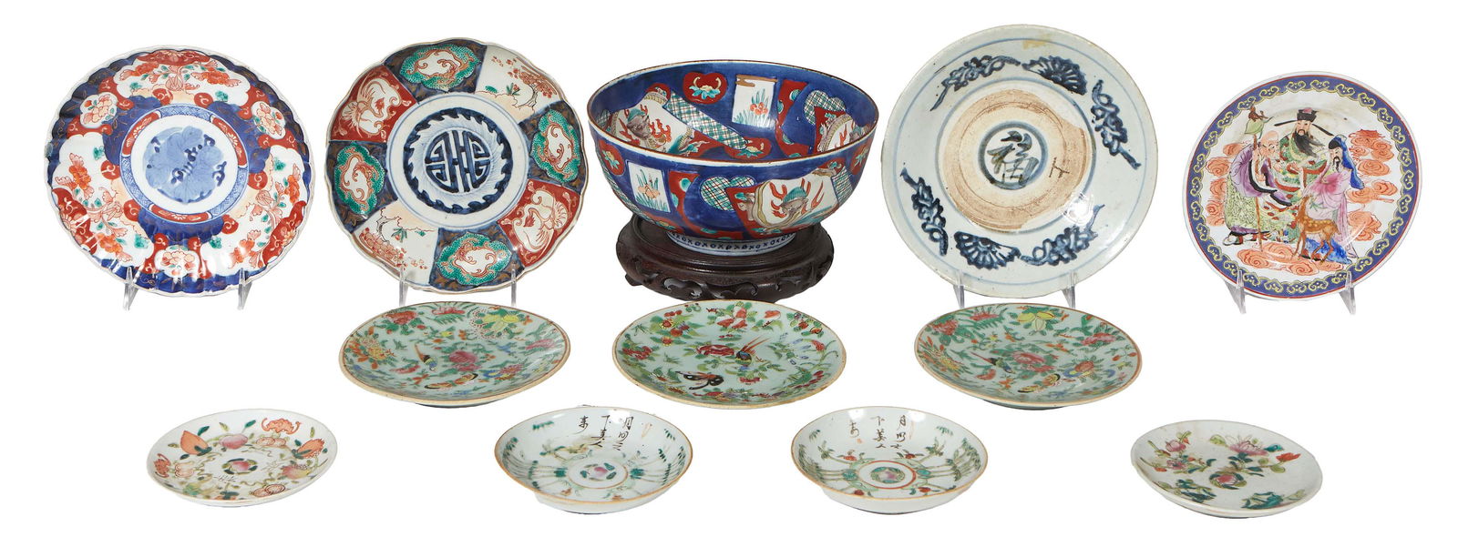 Group of Twelve Pieces of Oriental Porcelain, 20th c., consisting of a large Imari serving bowl; (1 of 1)