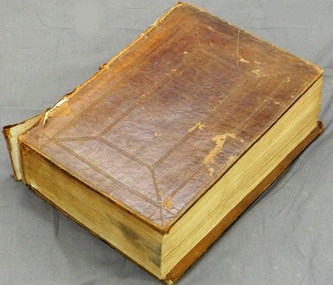 Holy Bible, 1585, printed by Christopher Barker, w: Holy Bible, 1585, printed by Christopher Barker, with a prologue by Thomas Cranmer, Archbishop of Canterbury, in original full calf binding, as found, H.- 15 3/4 in., W.- 11 in., D.- 4 1/2 in.