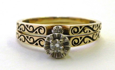 14K Yellow Gold and Enamel Wedding Set, mid 20th c: 14K Yellow Gold and Enamel Wedding Set, mid 20th c., the floriform engagement ring with a central 5 point diamond, wt.- .1 troy oz.