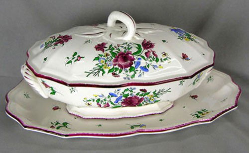 Faience Earthenware Covered Tureen and Flat, 20th: Faience Earthenware Covered Tureen and Flat, 20th c., by Salins, Strasbourg, with hand painted floral decoration, Tureen- H.- 8 in., W.-14 1/2 in., D.- 10 in.